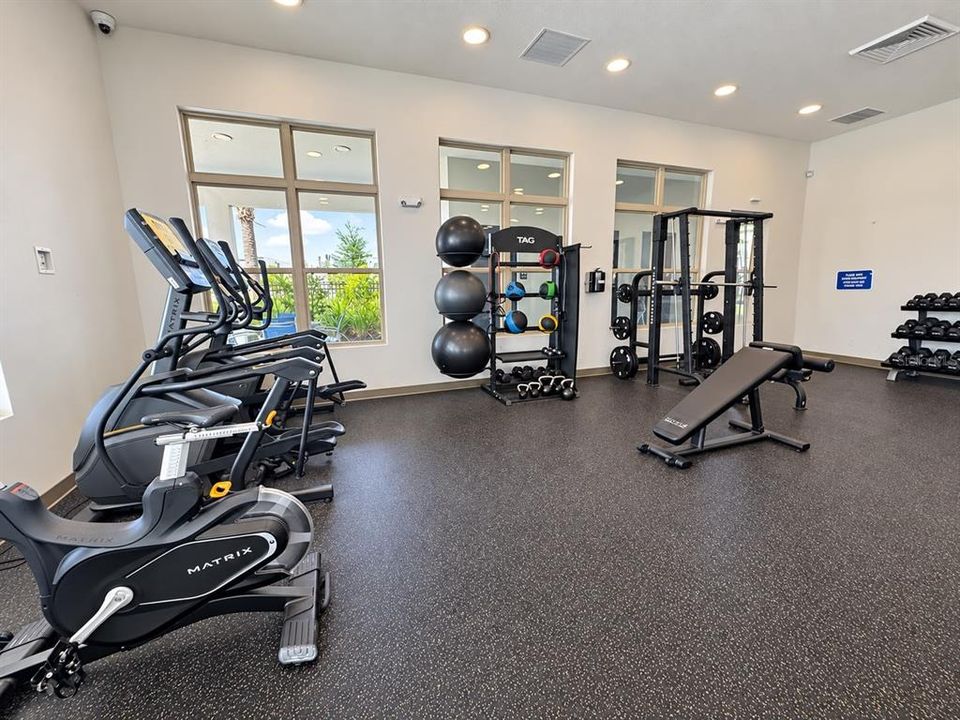 For Rent: $2,500 (3 beds, 2 baths, 1508 Square Feet)