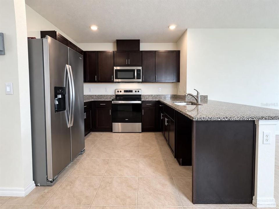 For Rent: $2,500 (3 beds, 2 baths, 1508 Square Feet)