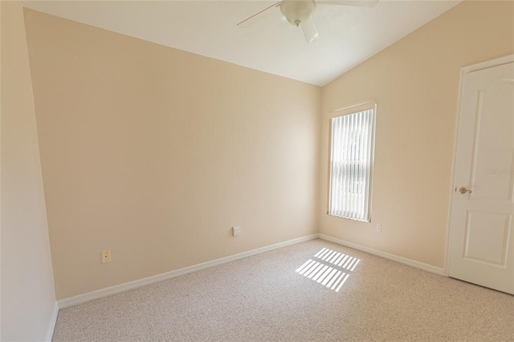 For Sale: $278,000 (3 beds, 2 baths, 1583 Square Feet)