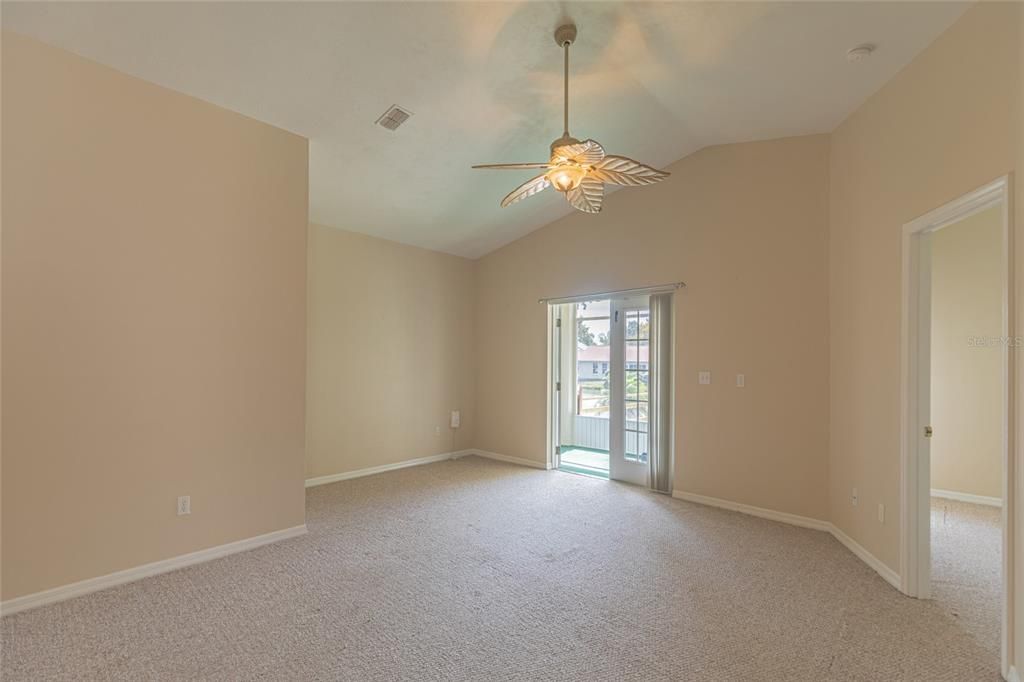 For Sale: $278,000 (3 beds, 2 baths, 1583 Square Feet)