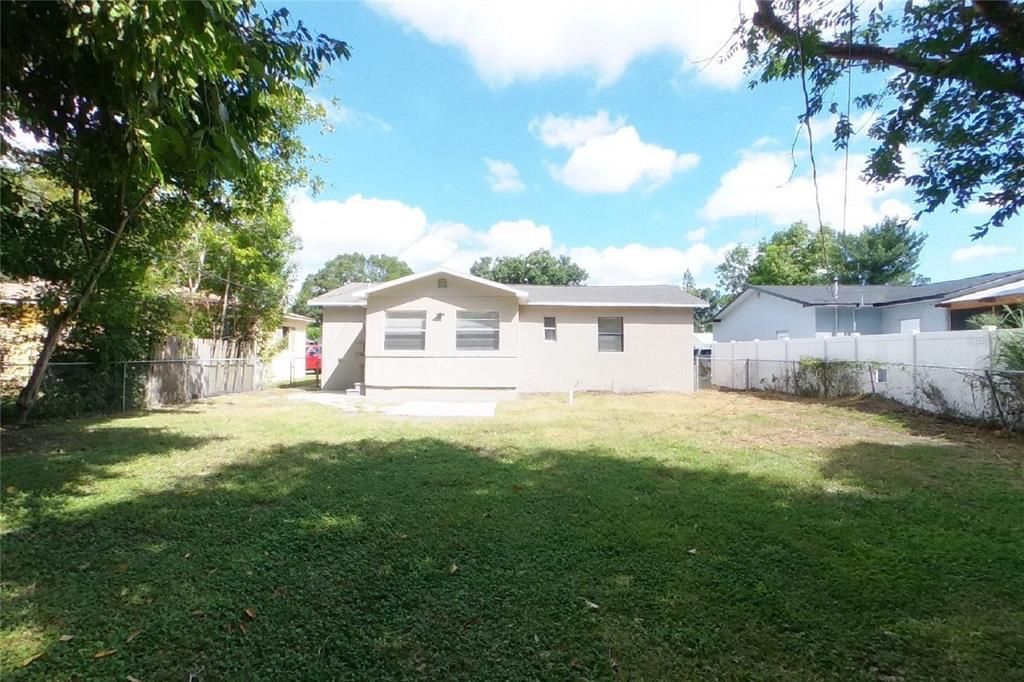 For Rent: $2,329 (3 beds, 2 baths, 1246 Square Feet)