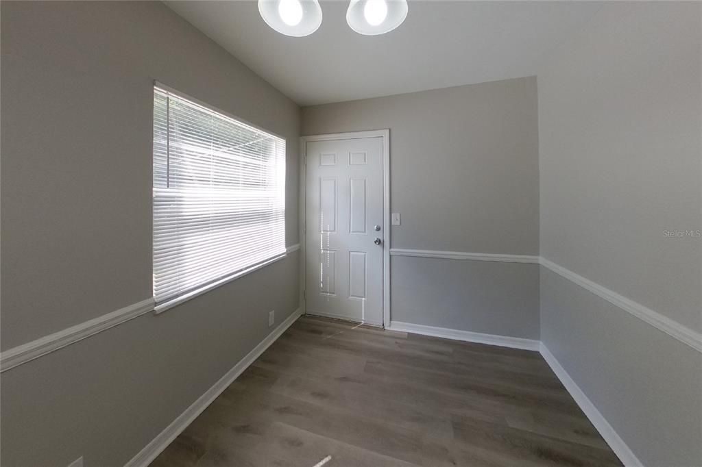 For Rent: $2,329 (3 beds, 2 baths, 1246 Square Feet)