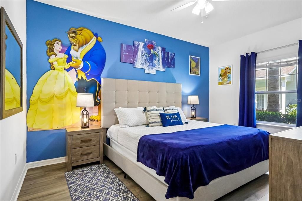 For Sale: $314,999 (3 beds, 2 baths, 1300 Square Feet)