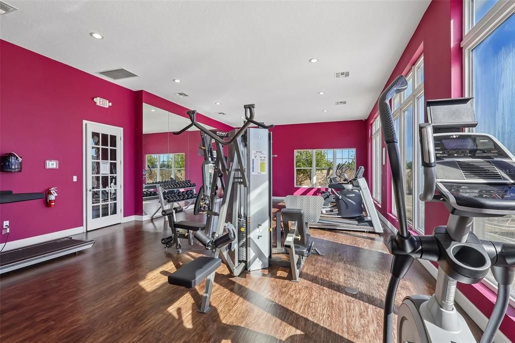 For Sale: $314,999 (3 beds, 2 baths, 1300 Square Feet)
