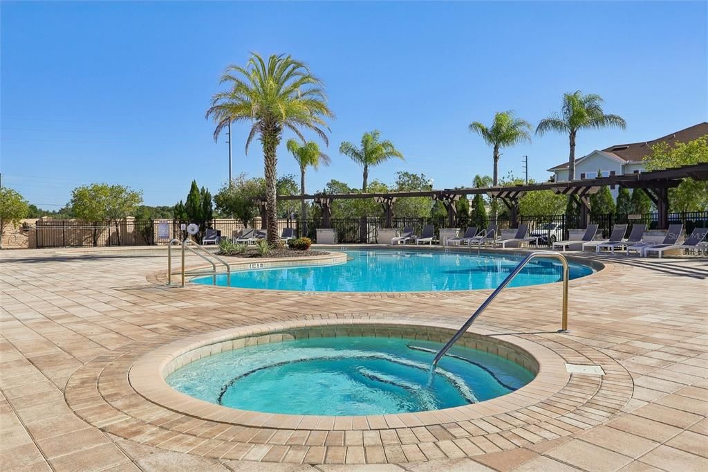 For Sale: $314,999 (3 beds, 2 baths, 1300 Square Feet)