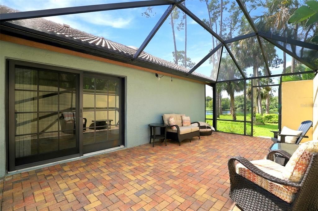 En Venta: $499,000 (3 camas, 2 baños, 1989 Pies cuadrados)