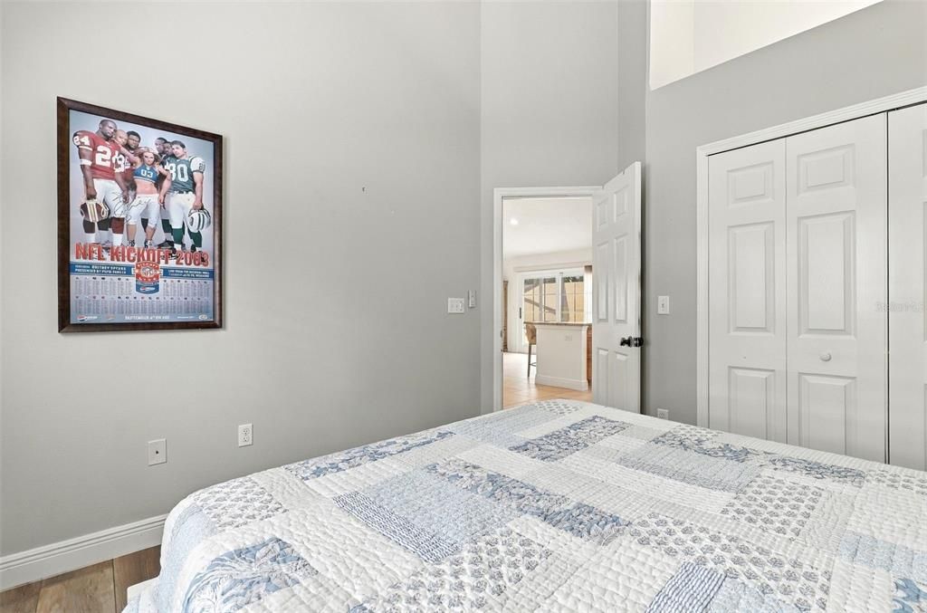 En Venta: $499,000 (3 camas, 2 baños, 1989 Pies cuadrados)