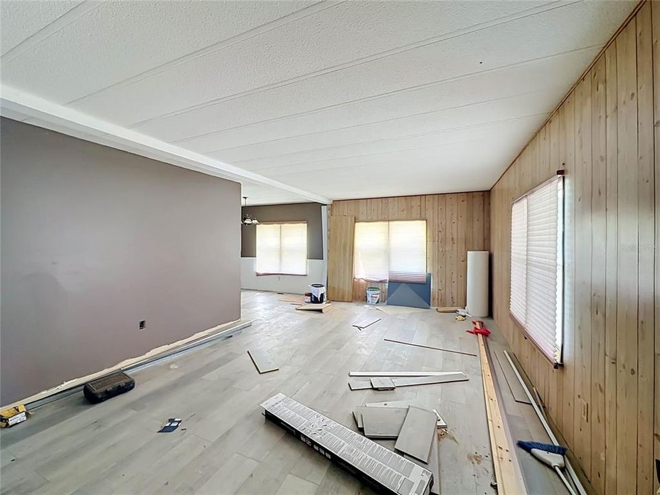 На продажу: $99,900 (2 спален, 2 ванн, 1248 Квадратных фут)