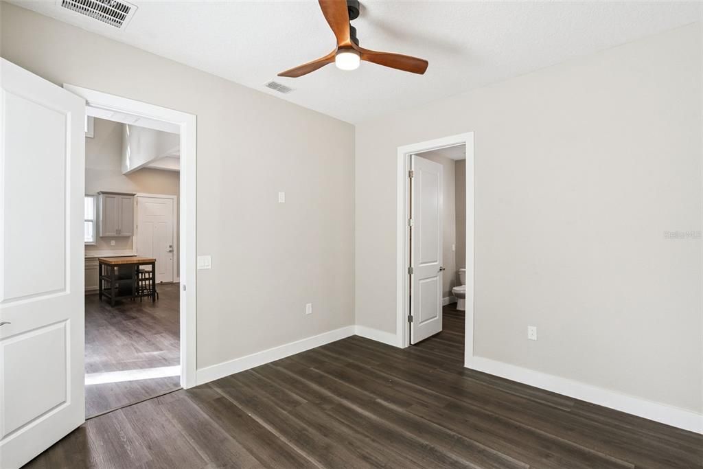For Sale: $595,000 (3 beds, 3 baths, 1767 Square Feet)