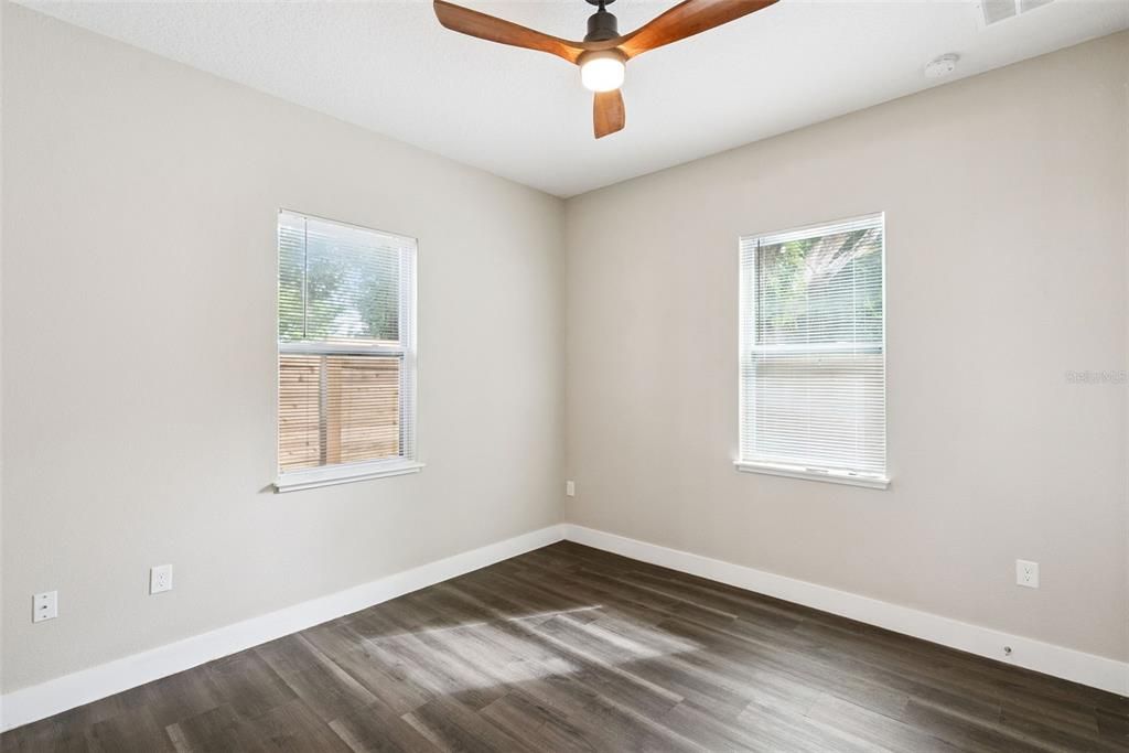 For Sale: $595,000 (3 beds, 3 baths, 1767 Square Feet)