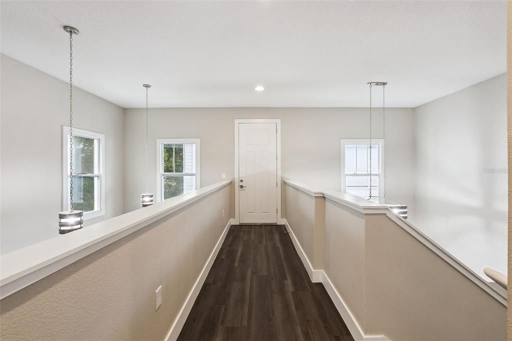 For Sale: $595,000 (3 beds, 3 baths, 1767 Square Feet)