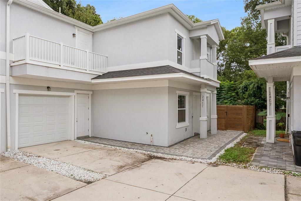 For Sale: $595,000 (3 beds, 3 baths, 1767 Square Feet)