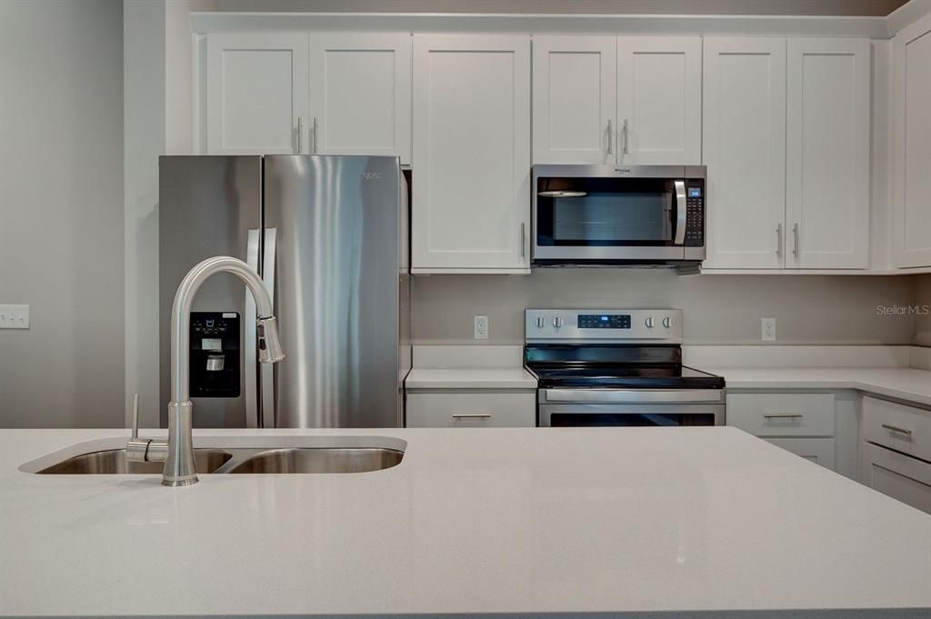 For Rent: $1,649 (2 beds, 2 baths, 1400 Square Feet)