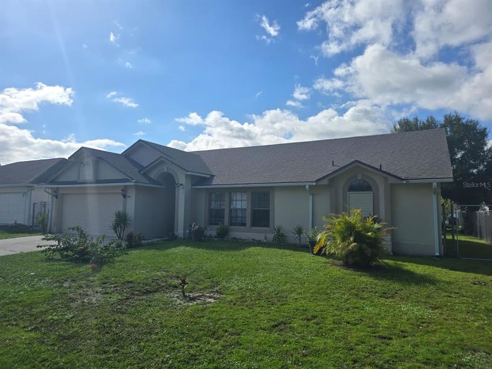 For Sale: $260,000 (3 beds, 2 baths, 1790 Square Feet)