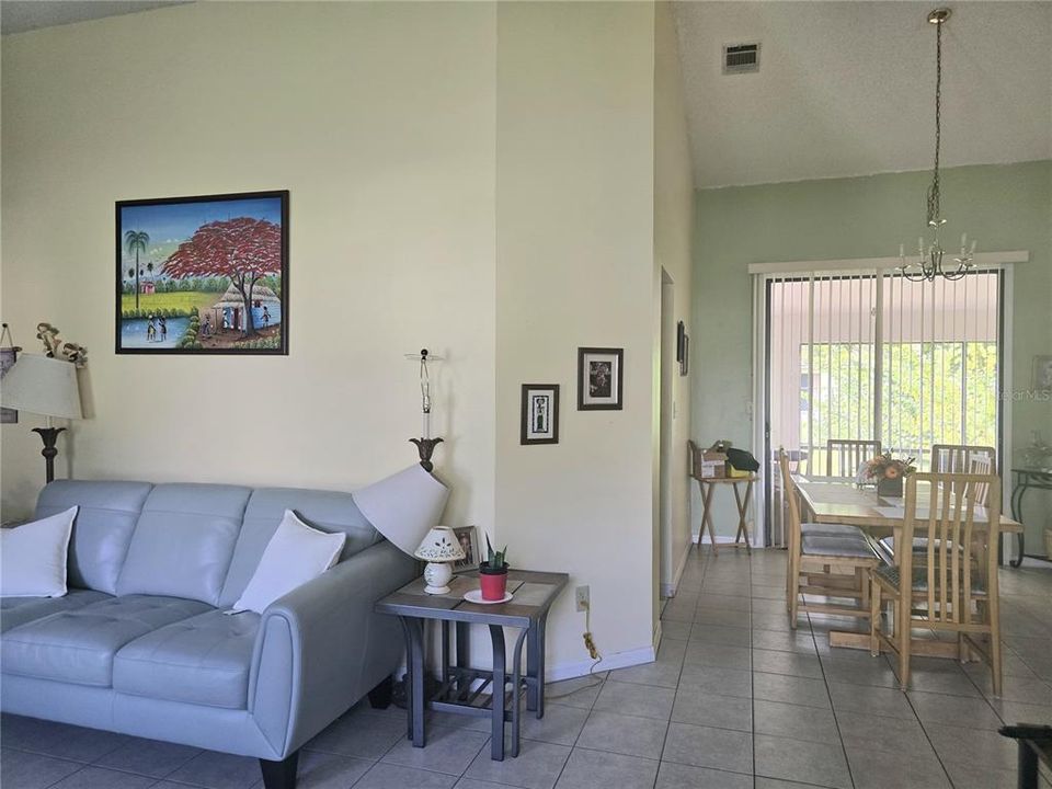 For Sale: $260,000 (3 beds, 2 baths, 1790 Square Feet)