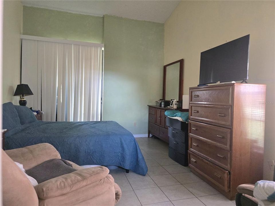 For Sale: $260,000 (3 beds, 2 baths, 1790 Square Feet)
