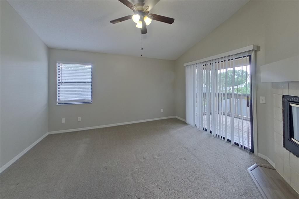 For Rent: $3,449 (3 beds, 3 baths, 2360 Square Feet)