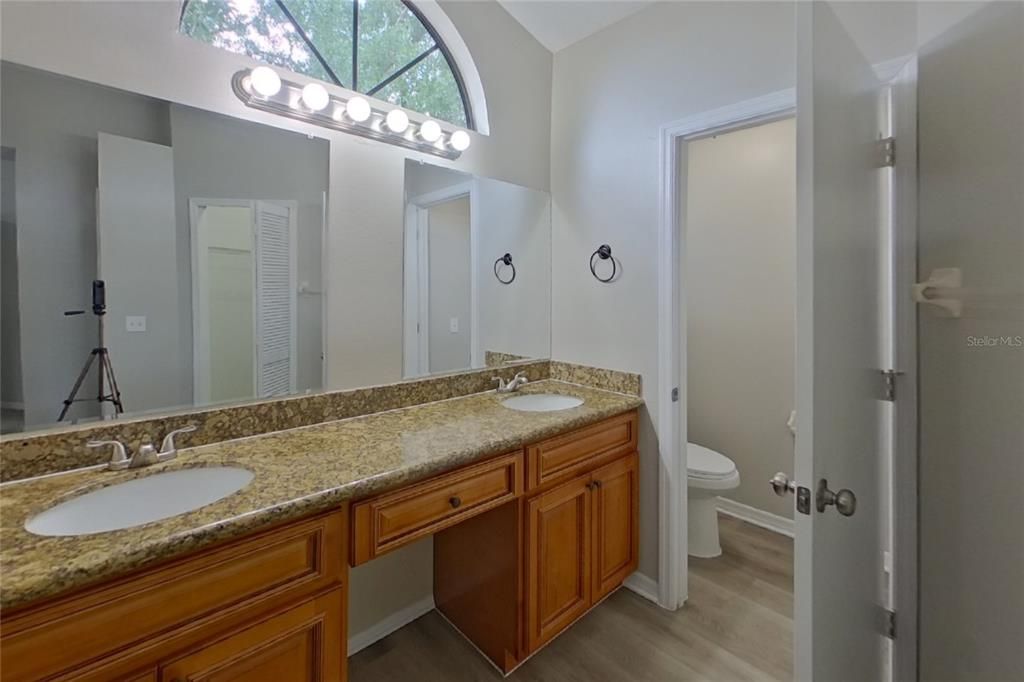 For Rent: $3,449 (3 beds, 3 baths, 2360 Square Feet)
