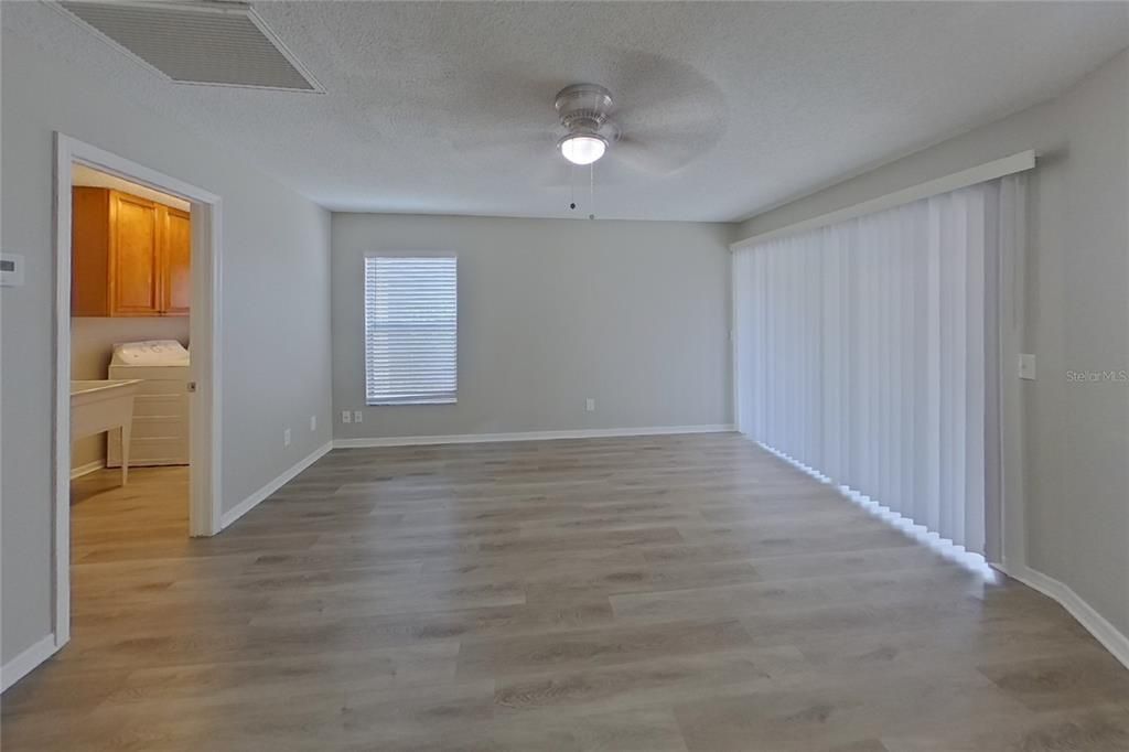 For Rent: $3,449 (3 beds, 3 baths, 2360 Square Feet)