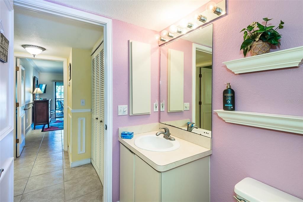 For Rent: $3,500 (2 beds, 2 baths, 1138 Square Feet)