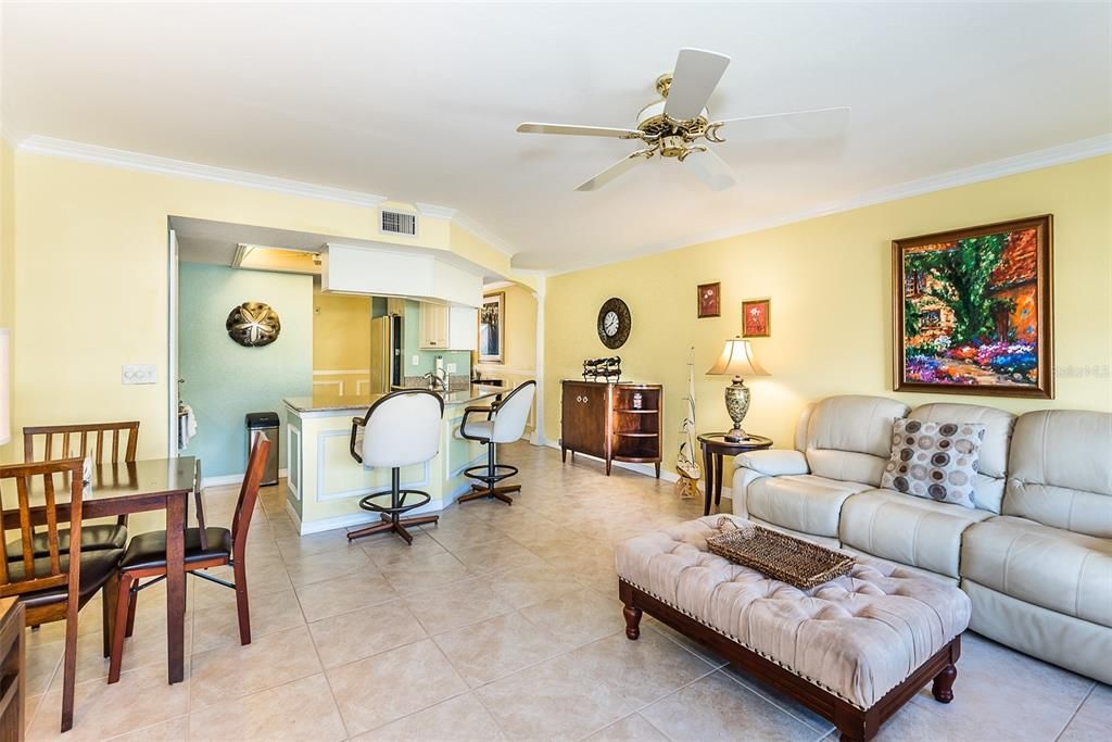 For Rent: $3,500 (2 beds, 2 baths, 1138 Square Feet)