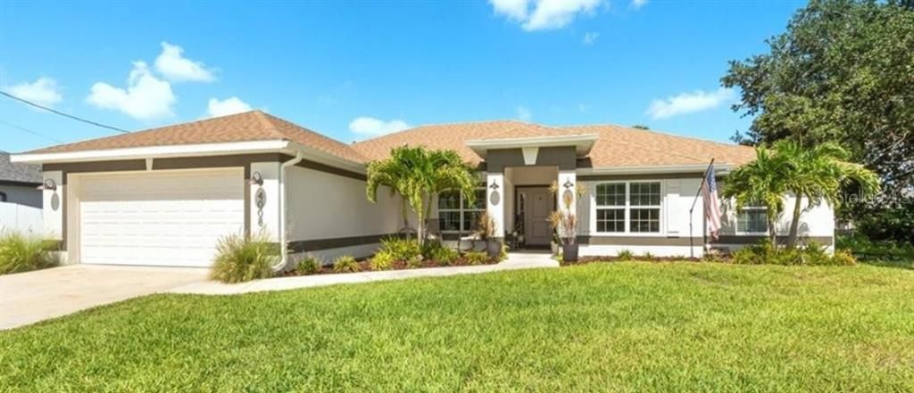 Recently Sold: $400,000 (4 beds, 2 baths, 2237 Square Feet)
