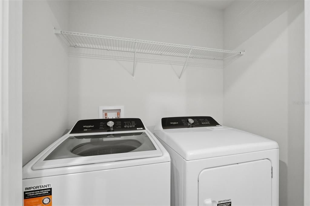 En Renta: $2,650 (3 camas, 2 baños, 1750 Pies cuadrados)