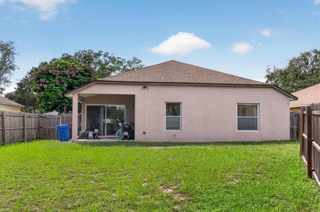 For Sale: $375,000 (3 beds, 2 baths, 1714 Square Feet)