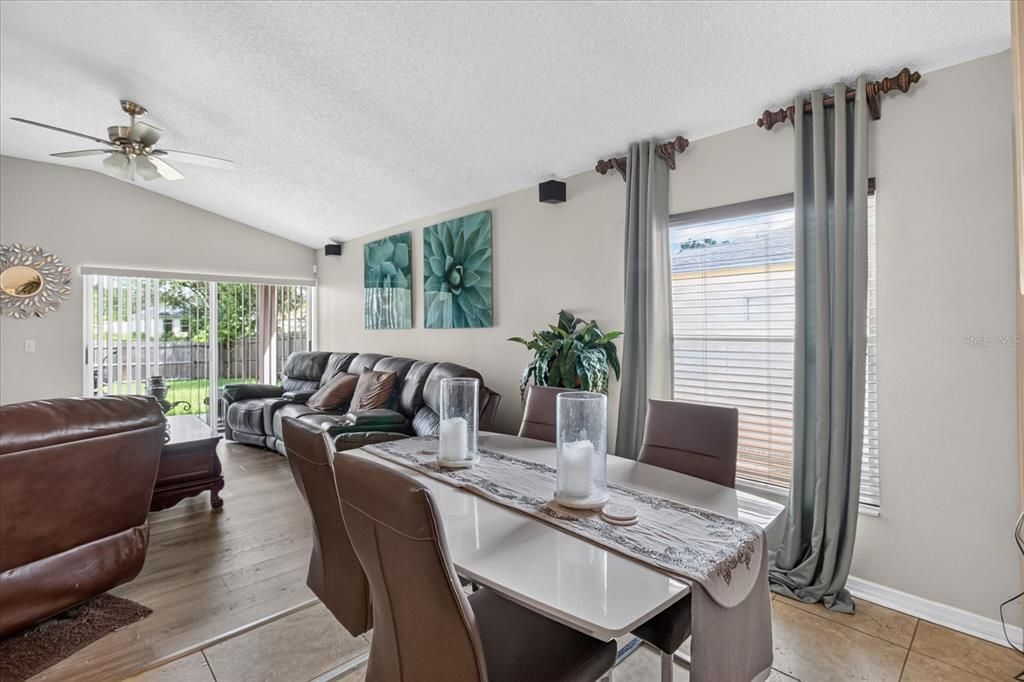 For Sale: $375,000 (3 beds, 2 baths, 1714 Square Feet)