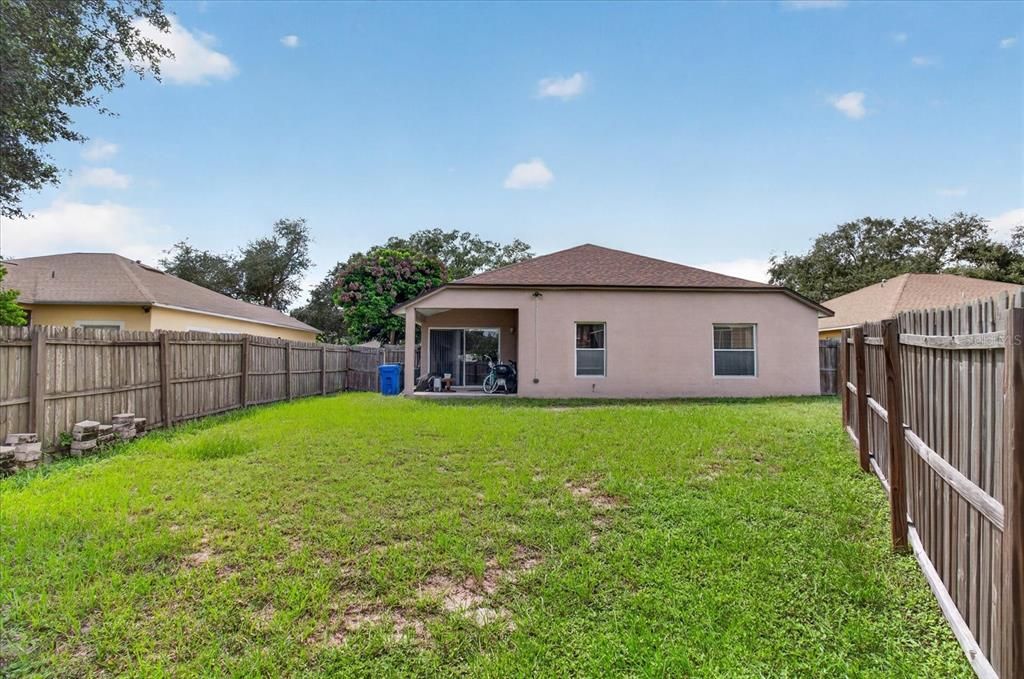 For Sale: $375,000 (3 beds, 2 baths, 1714 Square Feet)