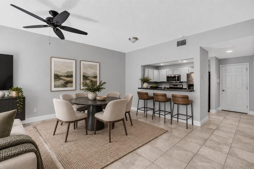 En Venta: $579,000 (3 camas, 2 baños, 1560 Pies cuadrados)