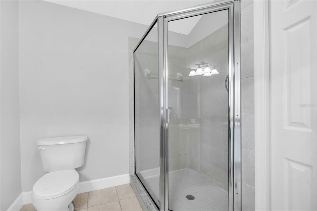 En Venta: $579,000 (3 camas, 2 baños, 1560 Pies cuadrados)