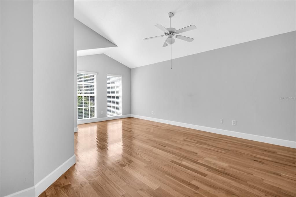 En Venta: $579,000 (3 camas, 2 baños, 1560 Pies cuadrados)