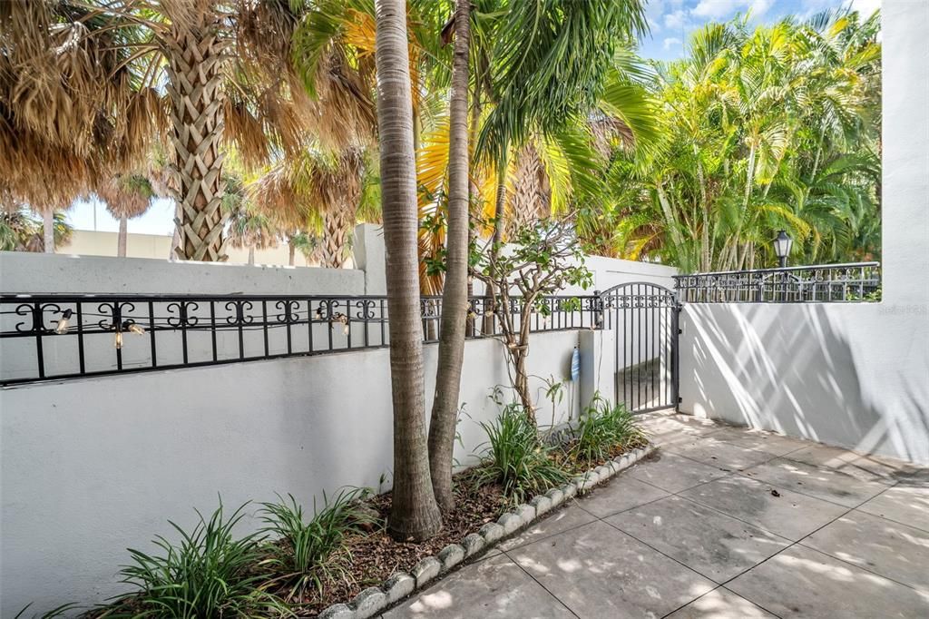 En Venta: $579,000 (3 camas, 2 baños, 1560 Pies cuadrados)