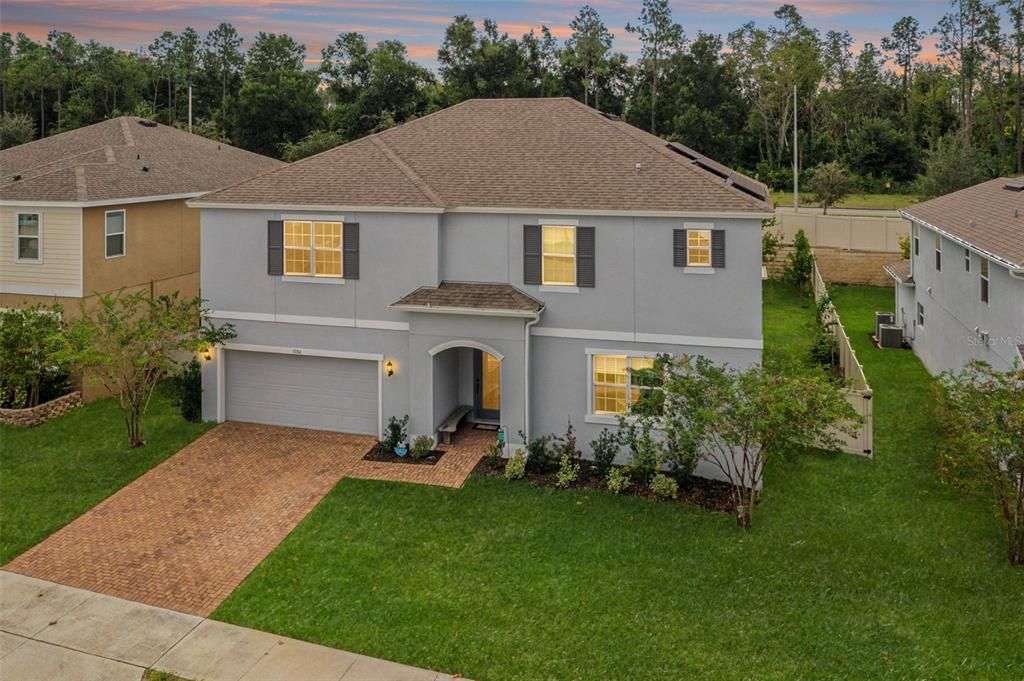 En Venta: $575,000 (5 camas, 3 baños, 3273 Pies cuadrados)