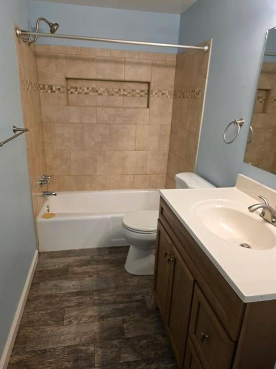 For Rent: $2,450 (3 beds, 2 baths, 1200 Square Feet)