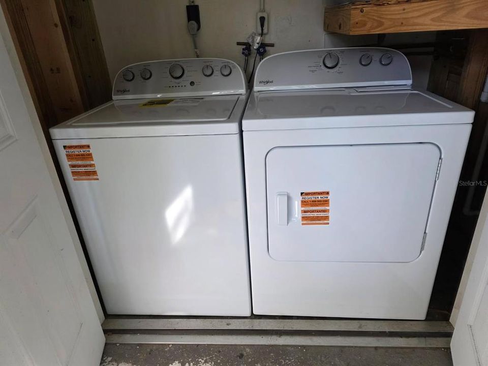 For Rent: $2,450 (3 beds, 2 baths, 1200 Square Feet)