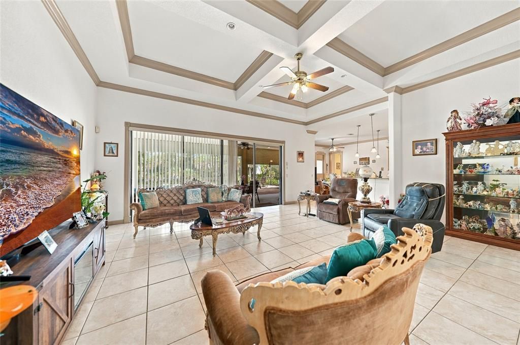 For Sale: $950,000 (4 beds, 4 baths, 3169 Square Feet)