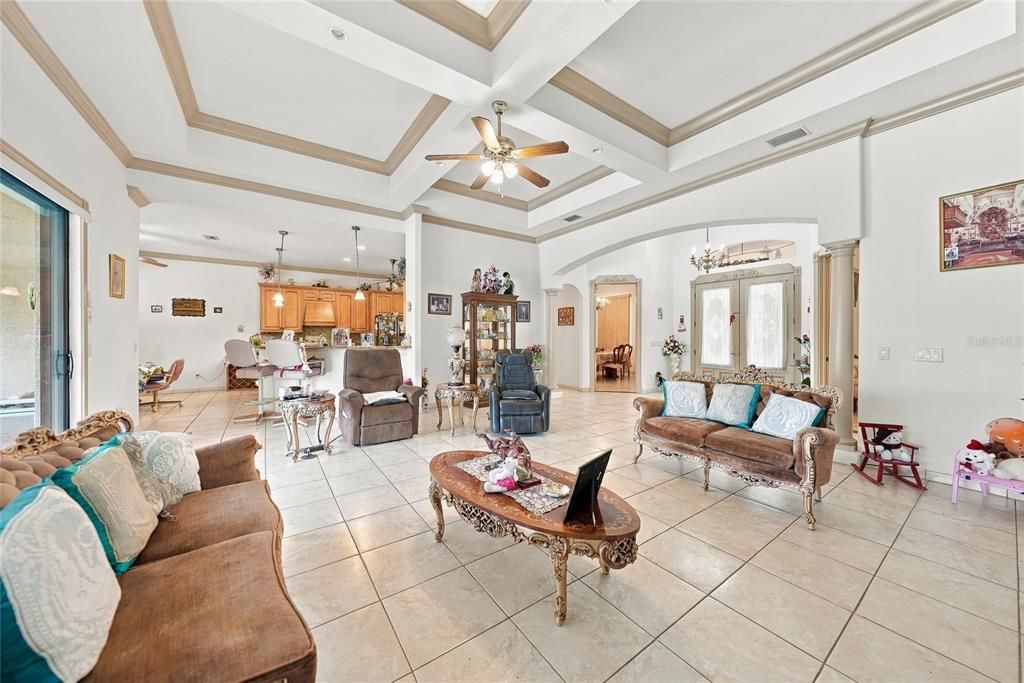 For Sale: $950,000 (4 beds, 4 baths, 3169 Square Feet)