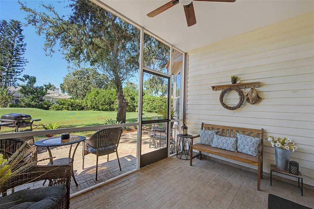 For Sale: $469,000 (3 beds, 2 baths, 2700 Square Feet)