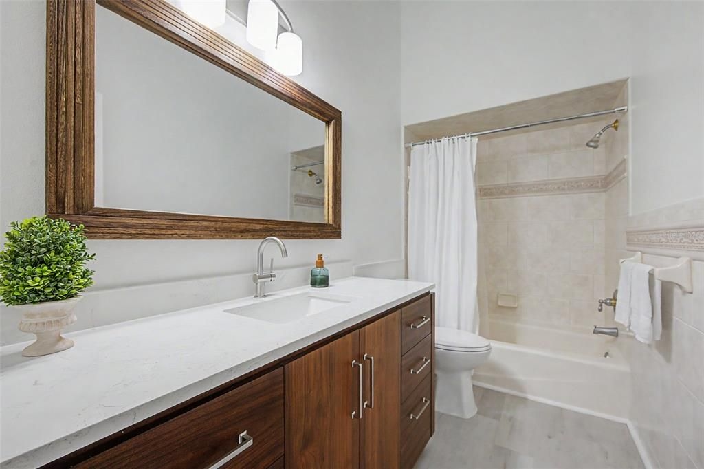 For Sale: $469,000 (3 beds, 2 baths, 2700 Square Feet)