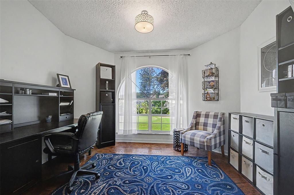 For Sale: $469,000 (3 beds, 2 baths, 2700 Square Feet)