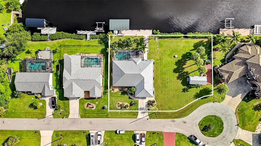 На продажу: $650,000 (3 спален, 2 ванн, 2002 Квадратных фут)