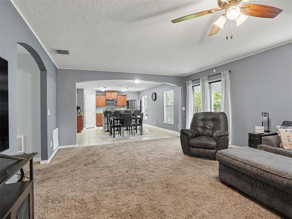 For Sale: $330,000 (4 beds, 2 baths, 2277 Square Feet)