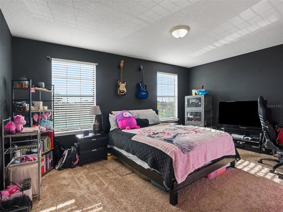 For Sale: $330,000 (4 beds, 2 baths, 2277 Square Feet)