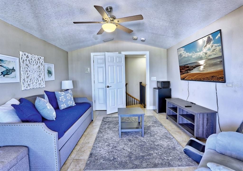 En Venta: $3,975,000 (4 camas, 3 baños, 3456 Pies cuadrados)