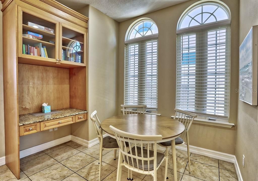 En Venta: $3,975,000 (4 camas, 3 baños, 3456 Pies cuadrados)