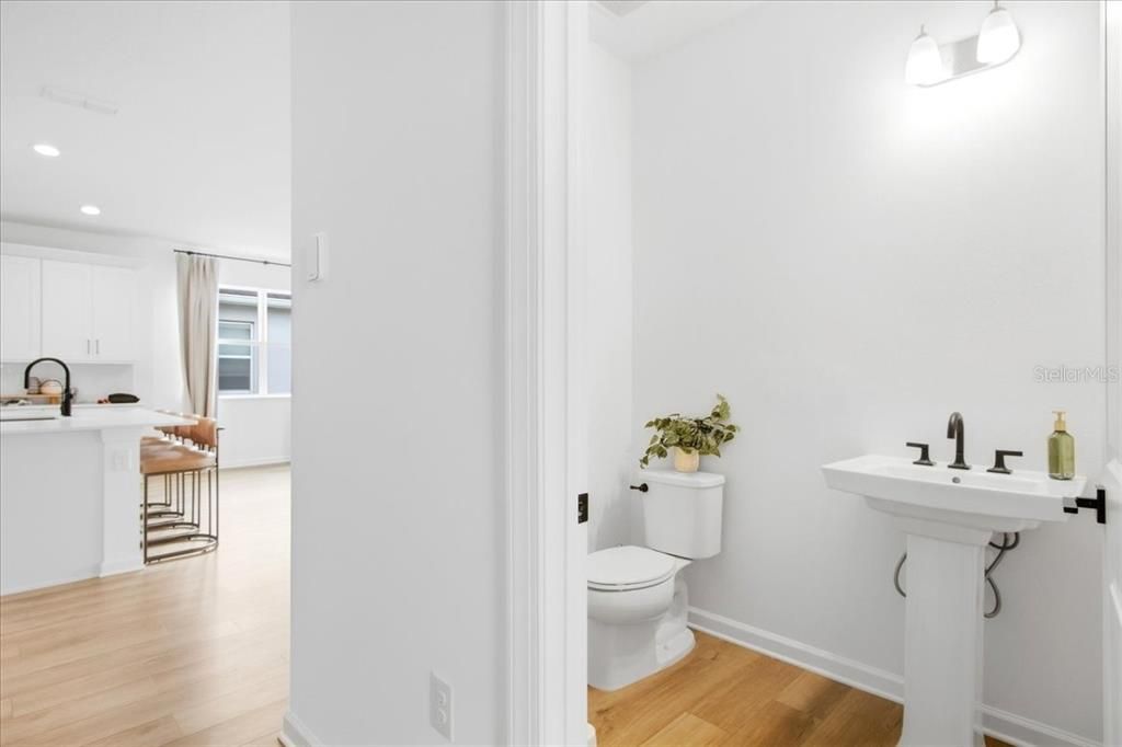 En Venta: $560,000 (3 camas, 2 baños, 2203 Pies cuadrados)