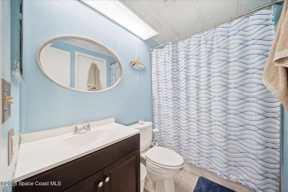 For Sale: $179,000 (2 beds, 2 baths, 1200 Square Feet)