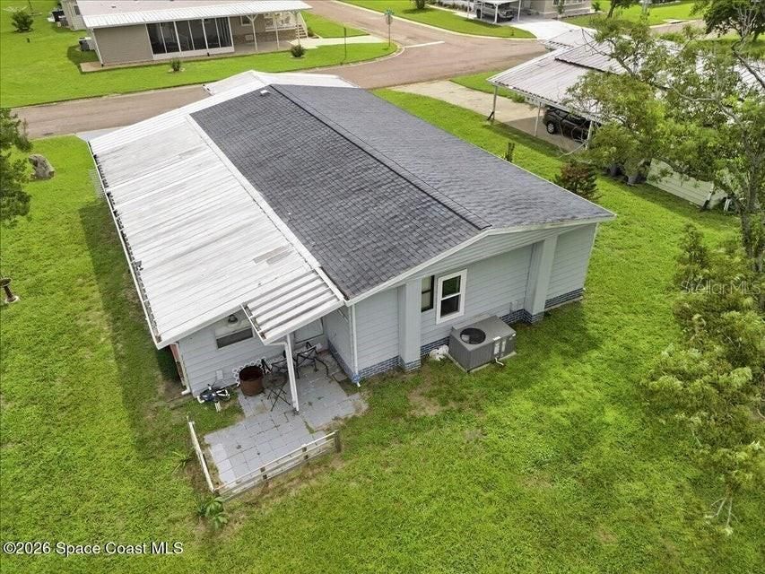 For Sale: $179,000 (2 beds, 2 baths, 1200 Square Feet)